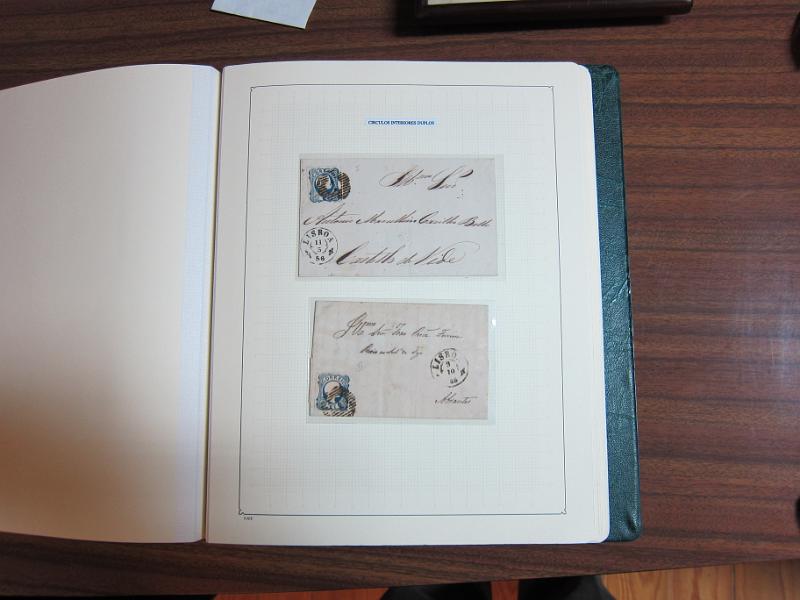 0018 (90).JPG -     Lote:    18      Marcofilia      Lotes Especiais       Descrição:         Portugal &mdash; Colecção especializada em dois álbuns com estudo especializado das marcas de duplo círculo e circulares de Lisboa, com selos de diversas emissões e cartas. Lote a ver.        Lote       Valor Base:     &euro; 1.000,00     Valor Venda:     Retirado     